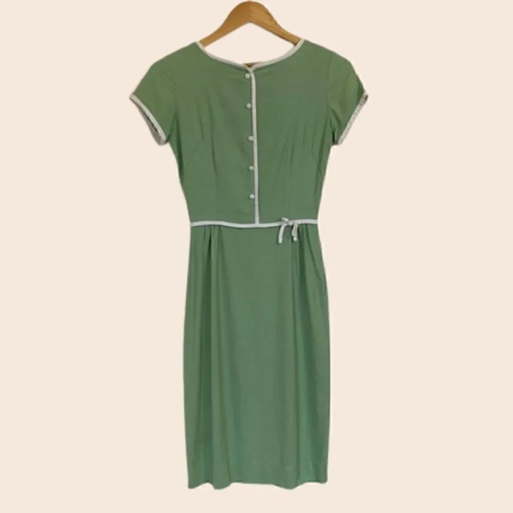 Stunning Pastel Green Vintage 50's Pencil Wiggle Dress Size XS